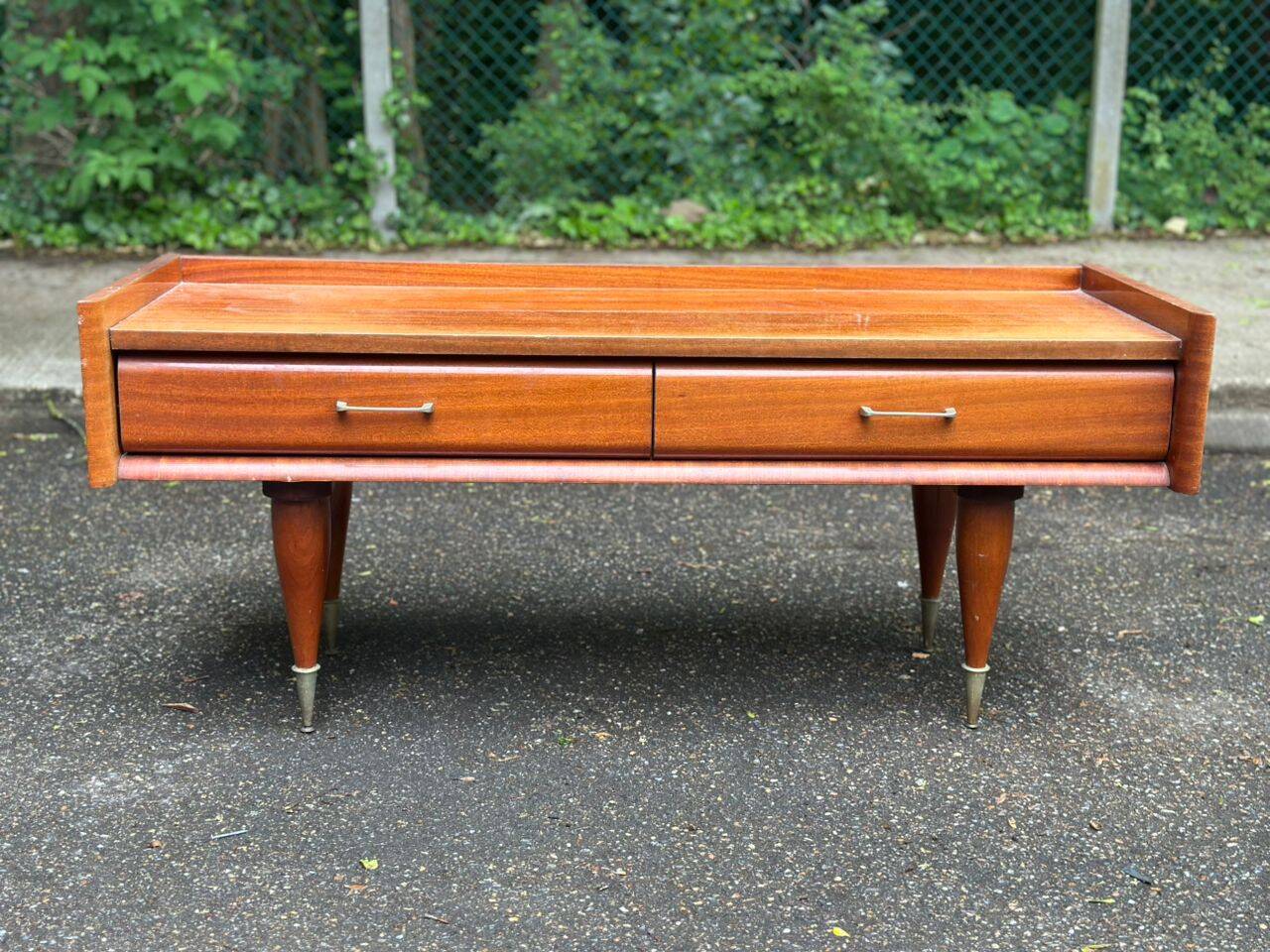 Coiffeuse scandinave en bois des années 50 avec miroir triptyque