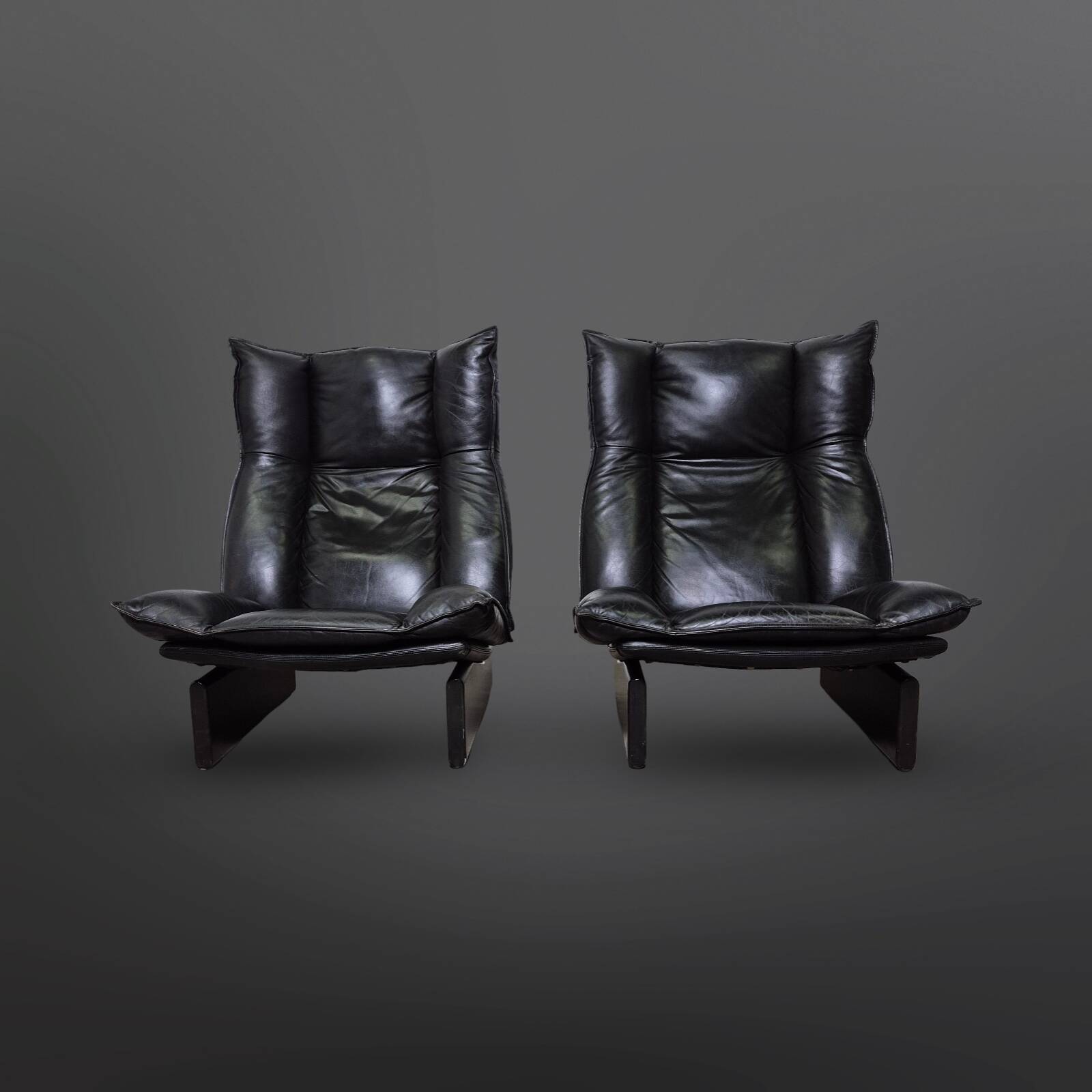 Set of 2 black leather lounge chairs by Peem Oy, Finland 1970s
