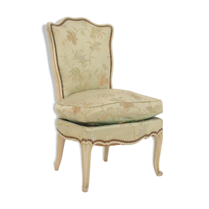 Chaise basse de style Louis XV