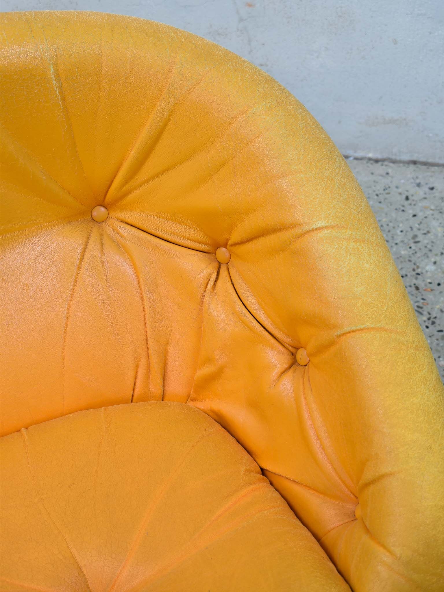 Fauteuil Space Age de Raphaël Raffel