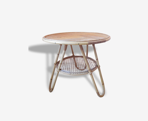 Table ronde en rotin
