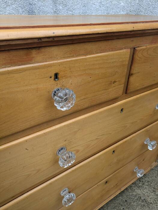 Commode anglaise