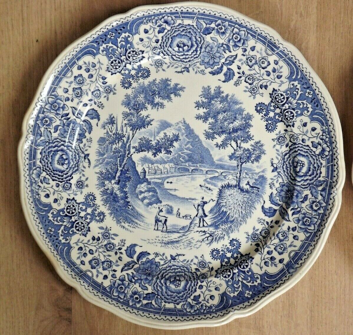 Villeroy And Boch Blue And White Pottery Burgenland Design 4 Dinner Plates 3511