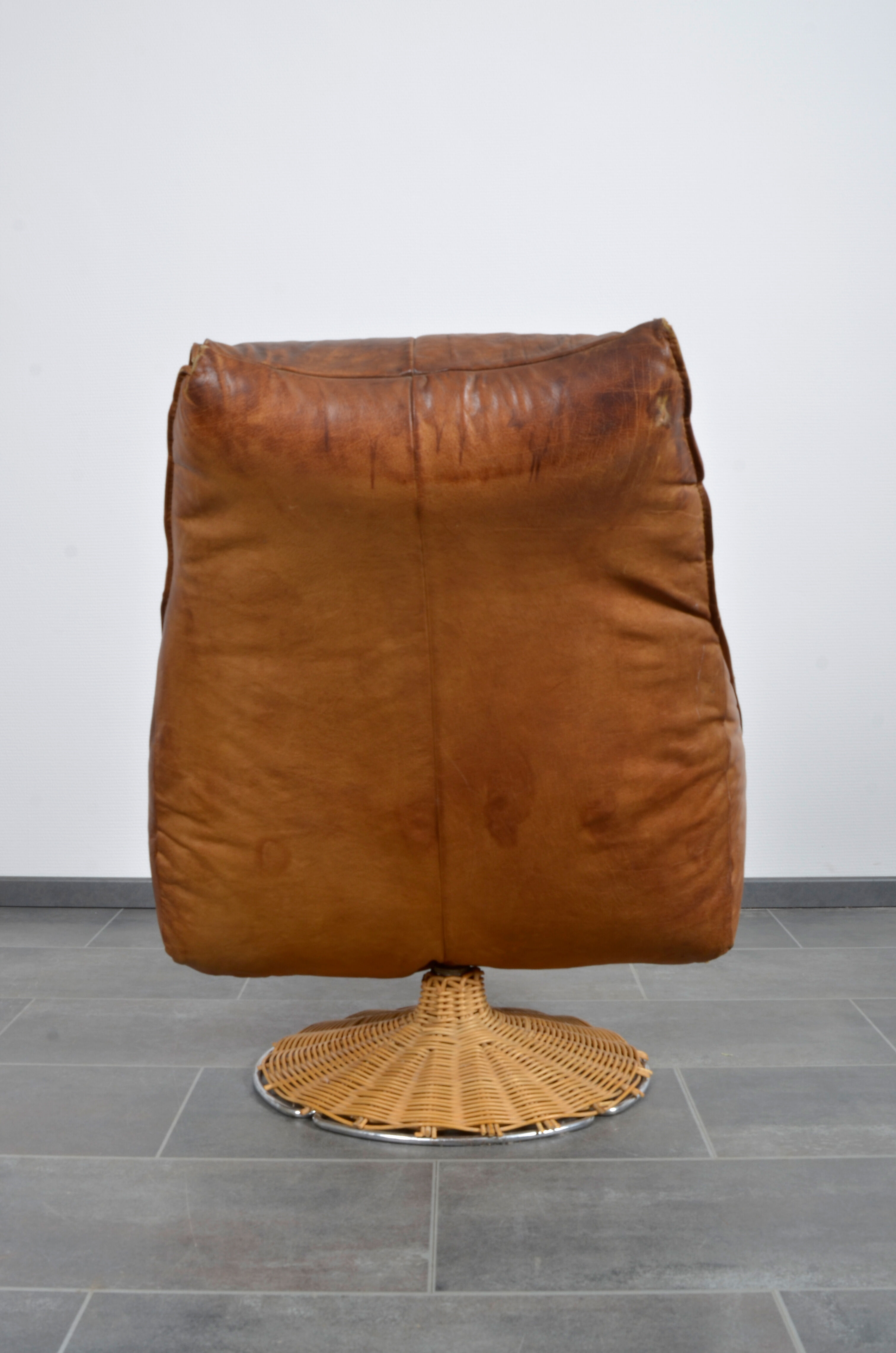 Delantra swivel chair by Gerard van den Berg for Montis
