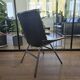 Chaise en simili cuir moderne du milieu du siècle des années 60