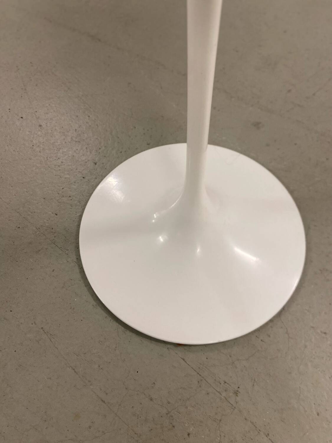 Saarinen Tulip Oval Marble Side Table for Knoll