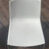 Set of 4 white Catifa Arper chairs