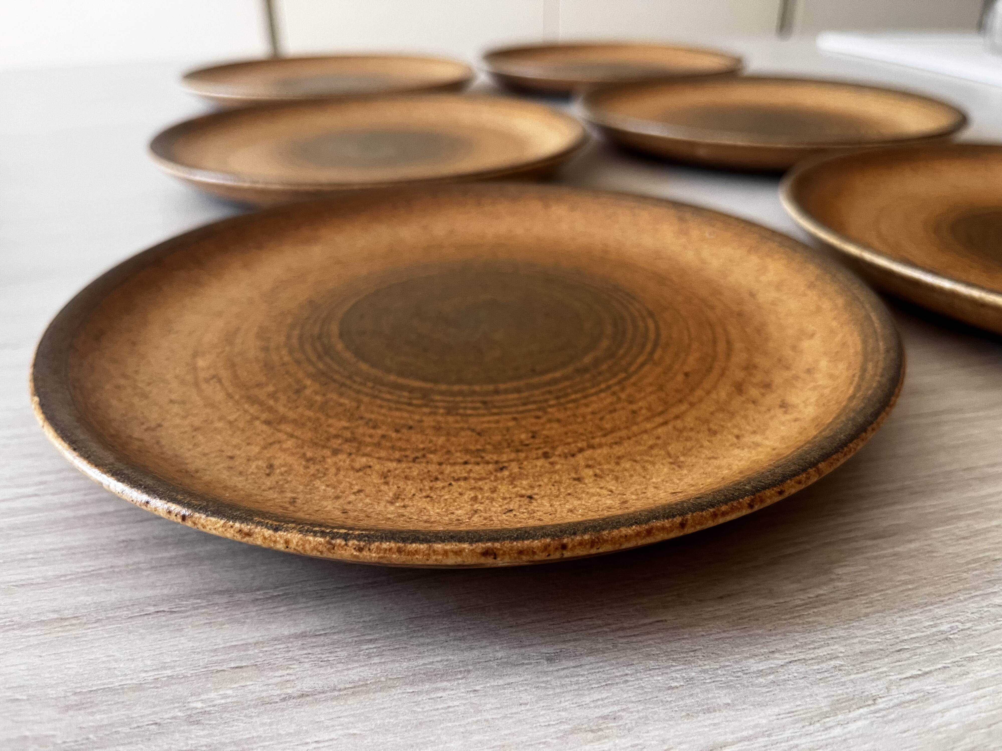 Longchamp dessert plates