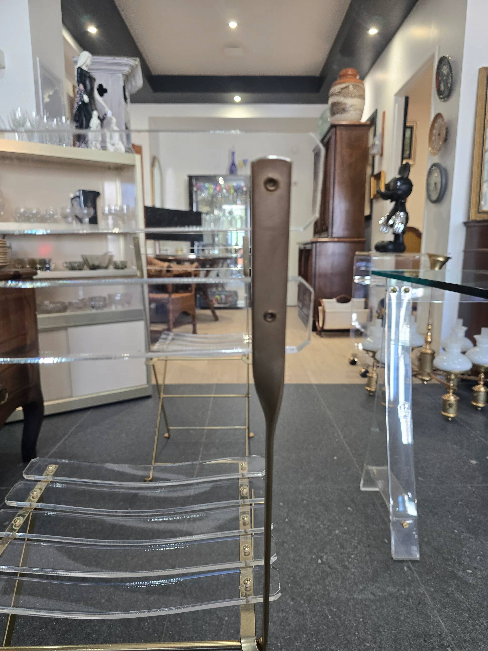 Marais International – Table and 2 chairs "The Invisibles by Marais"