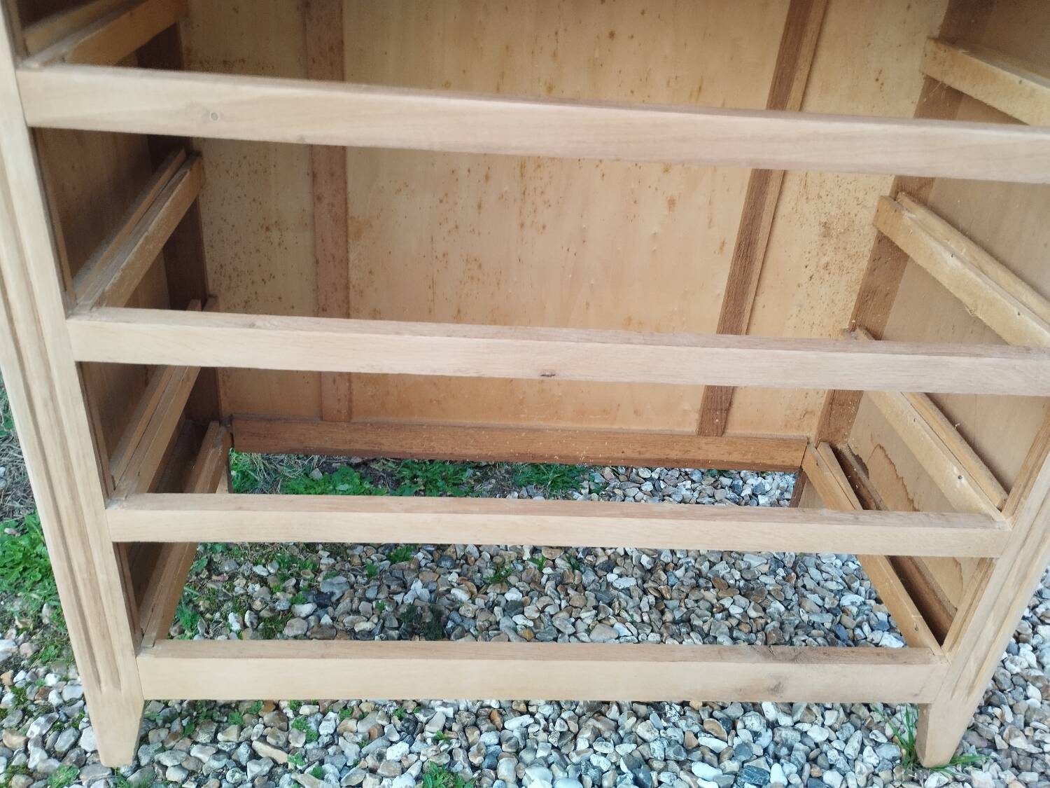 Commode ancienne vintage pieds compas