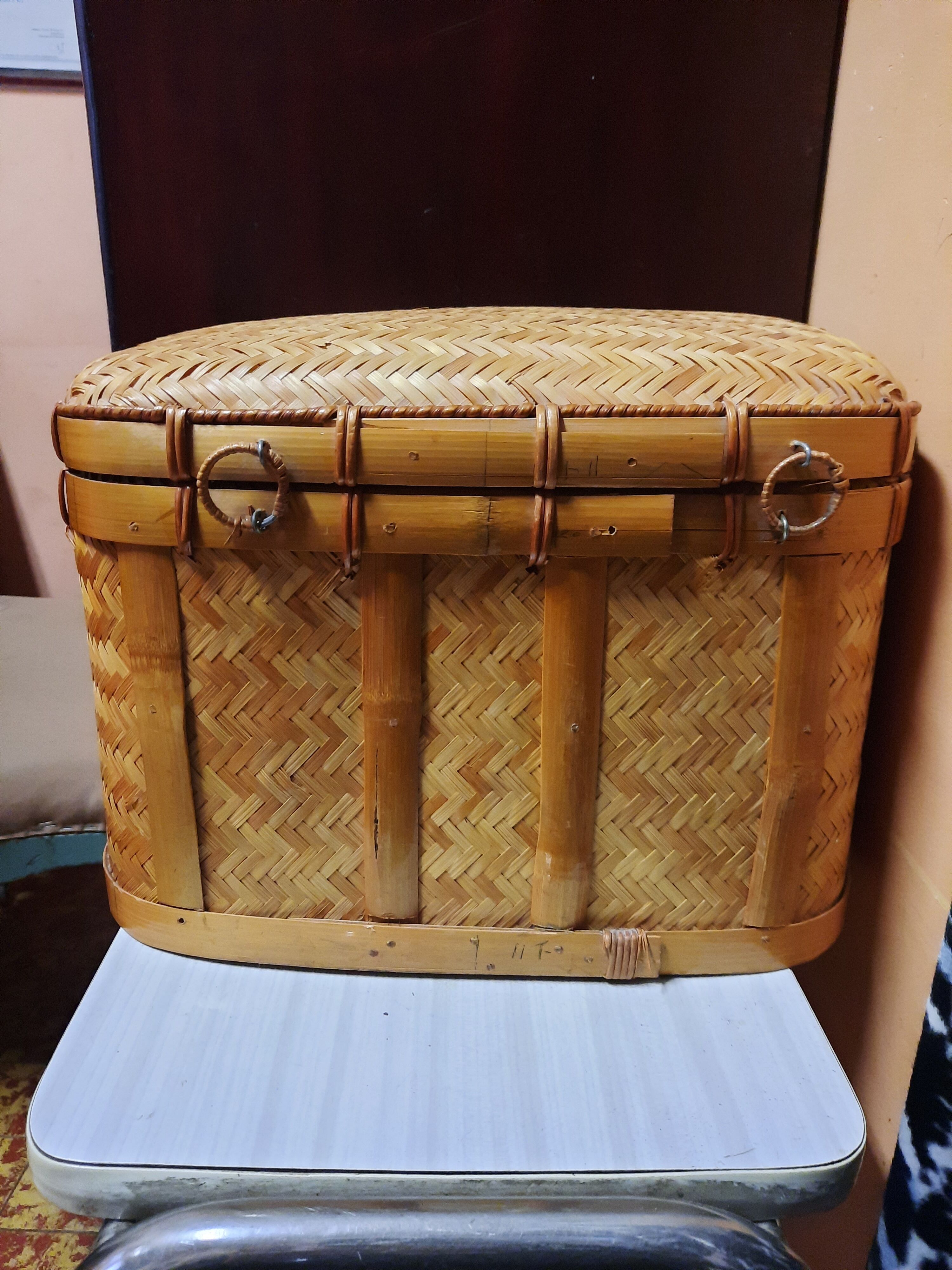 Rattan box