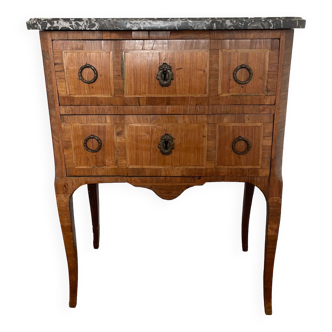 Louis XV chest of drawers, Transition style