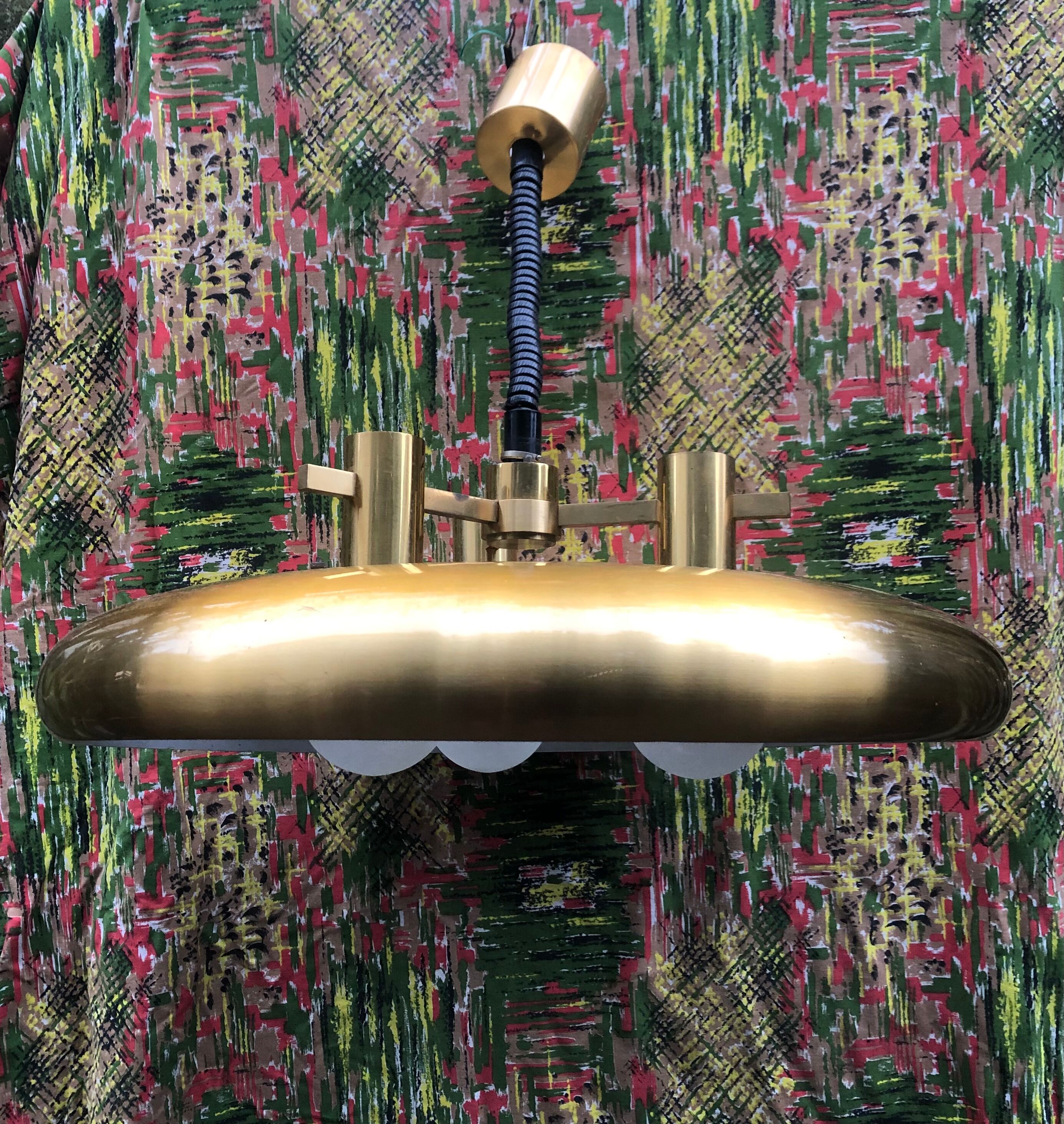 Suspension doré années 70