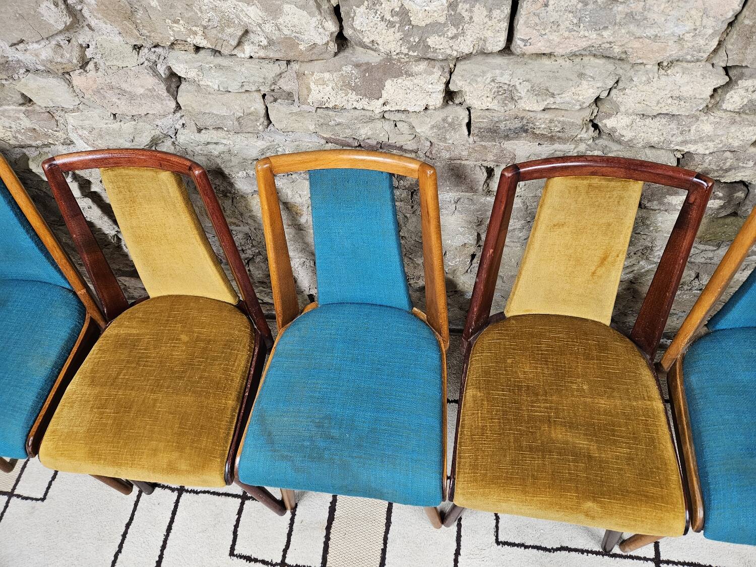Set of 5 vintage spindle foot bistro chairs 1960"
