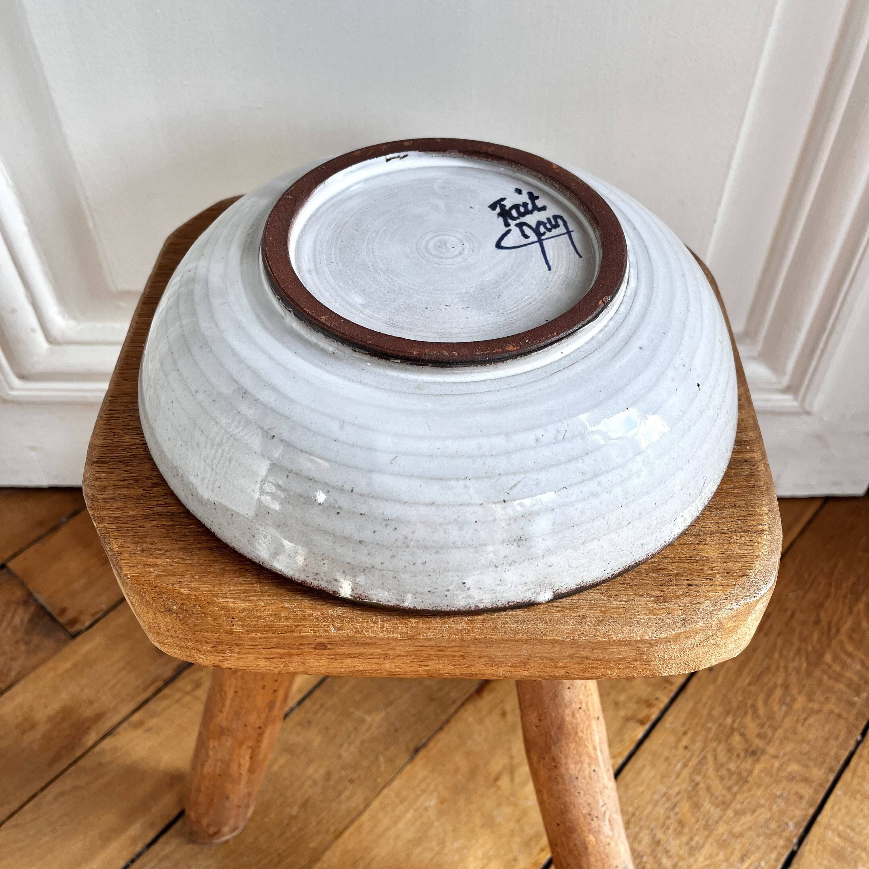 Thistle and ears of wheat salad bowl