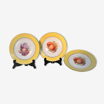 3 porcelain dessert plates ''Saint Amand'' ''L'AMANDINOISE''