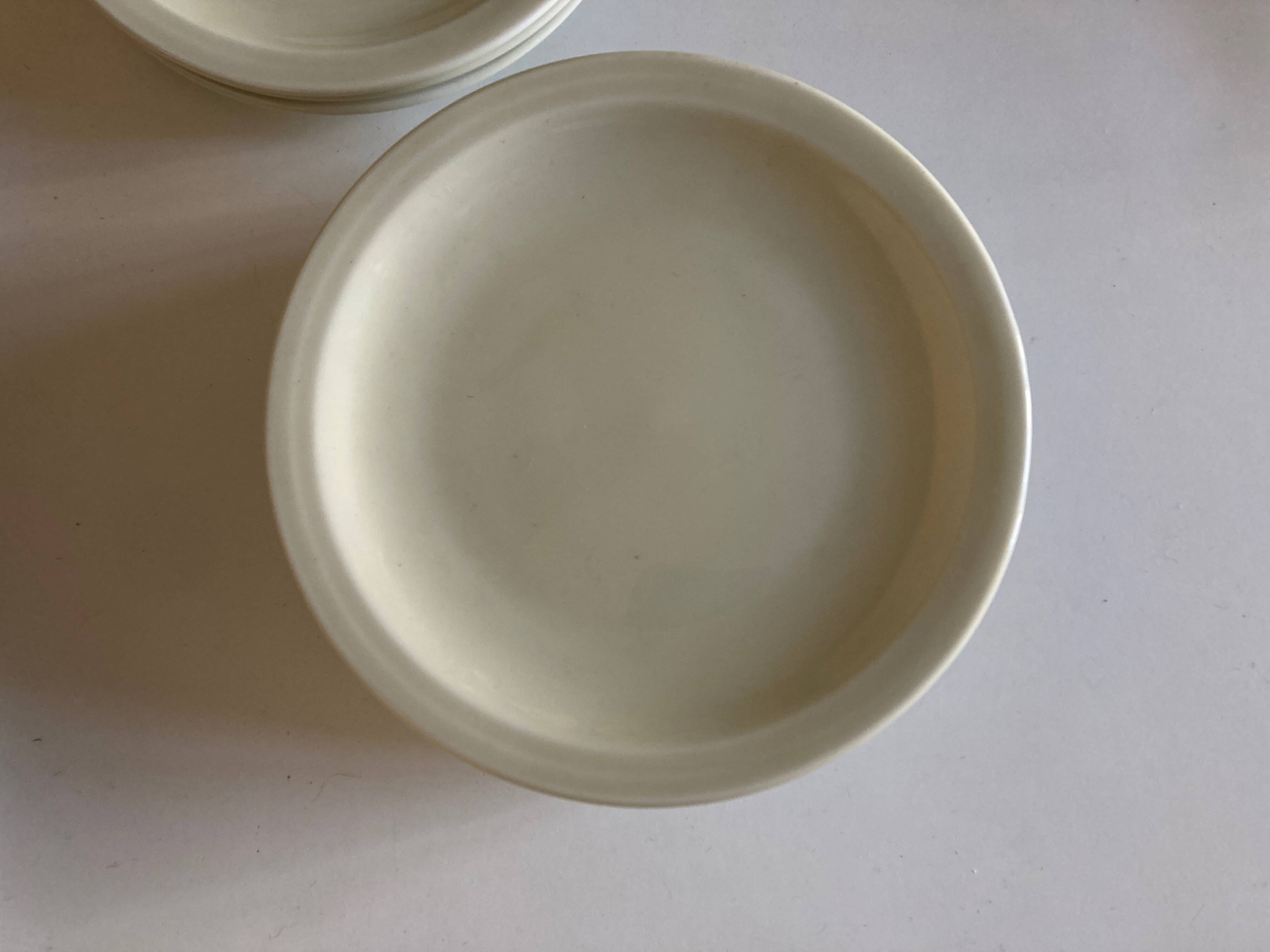 Set of 10 Havilland ivory modernist dessert plates 1960