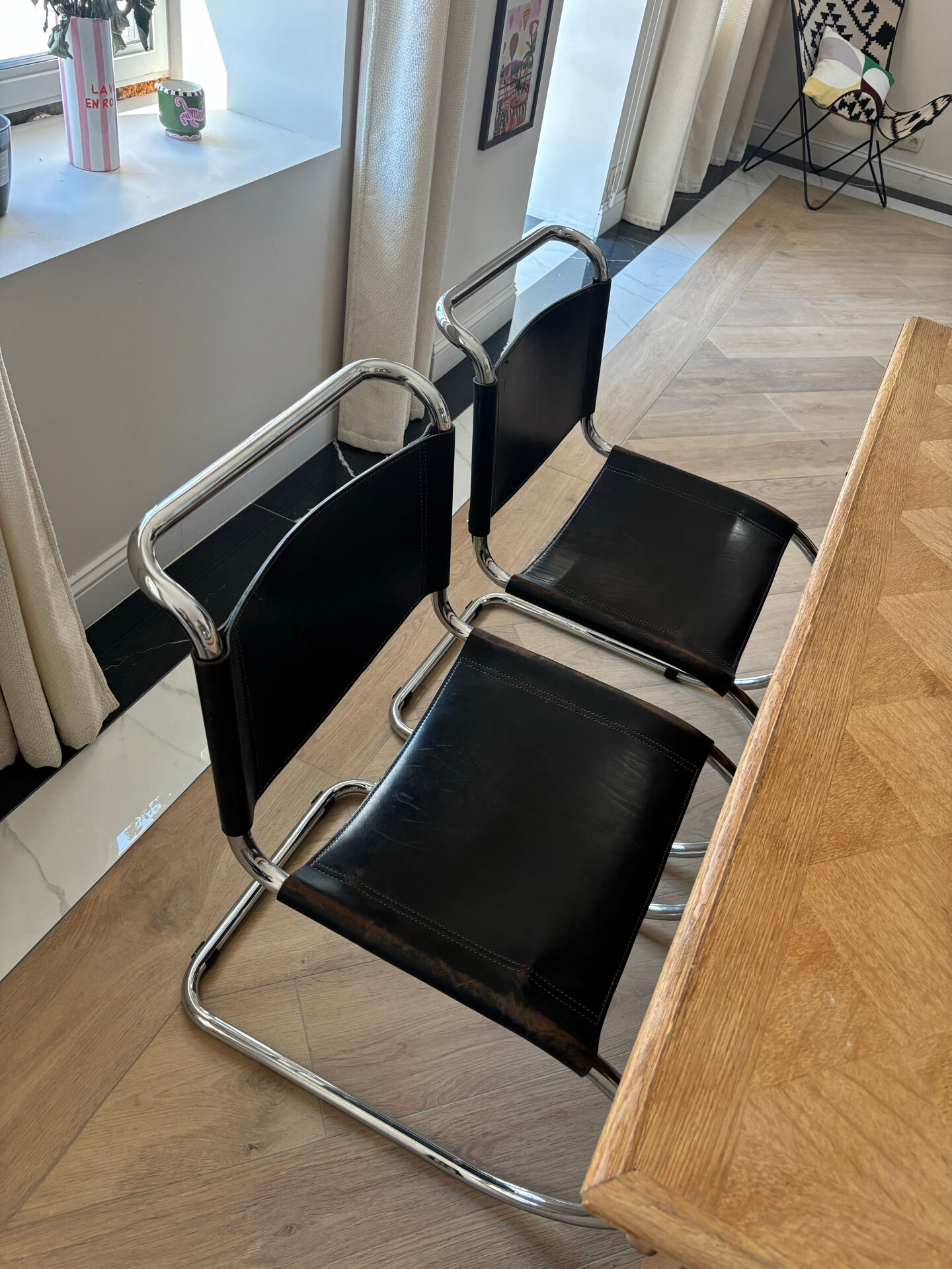 4 chaises MR10 Ludwig Mies Van Der Rohe