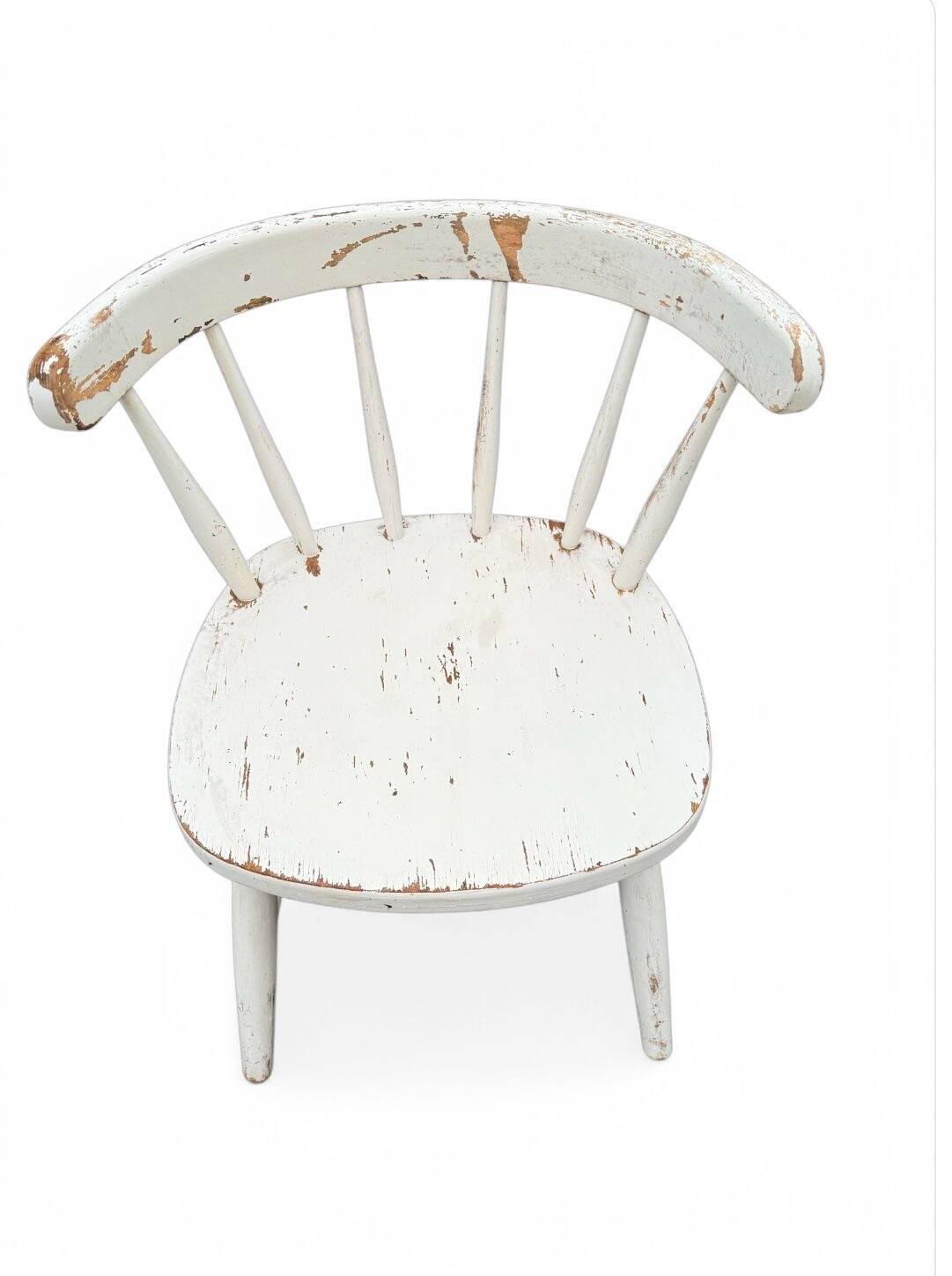 Set of 4 vintage Scandinavian chairs in solid wood.