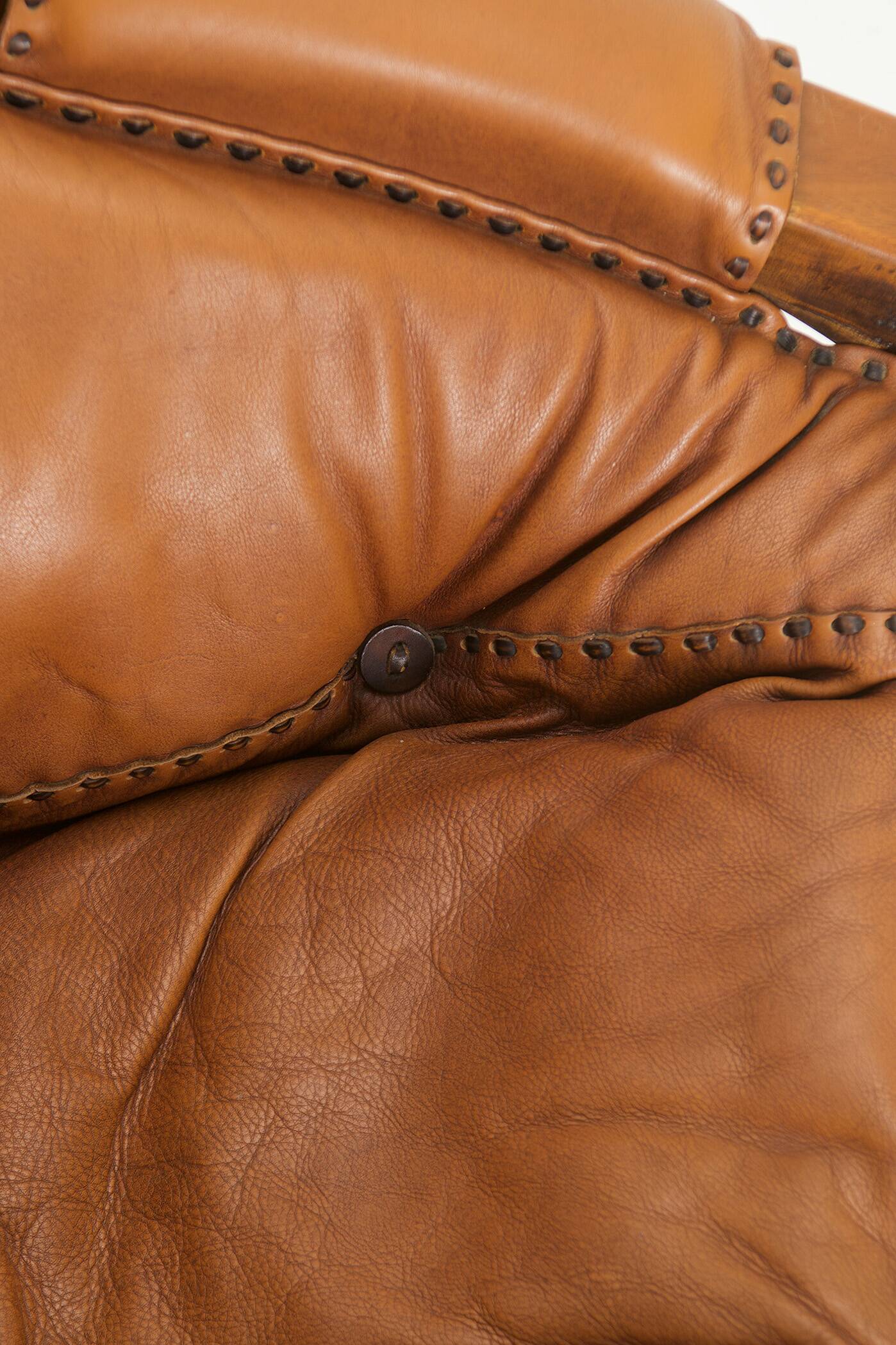 Canapé 2 places brutaliste italien par Luciano Frigerio