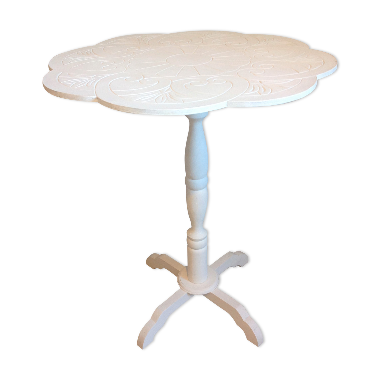 White side table in painted wood and decorated top