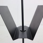 Porada Arredi Black Metal Minimalistic Magazinine Rack, 1980's, Italy