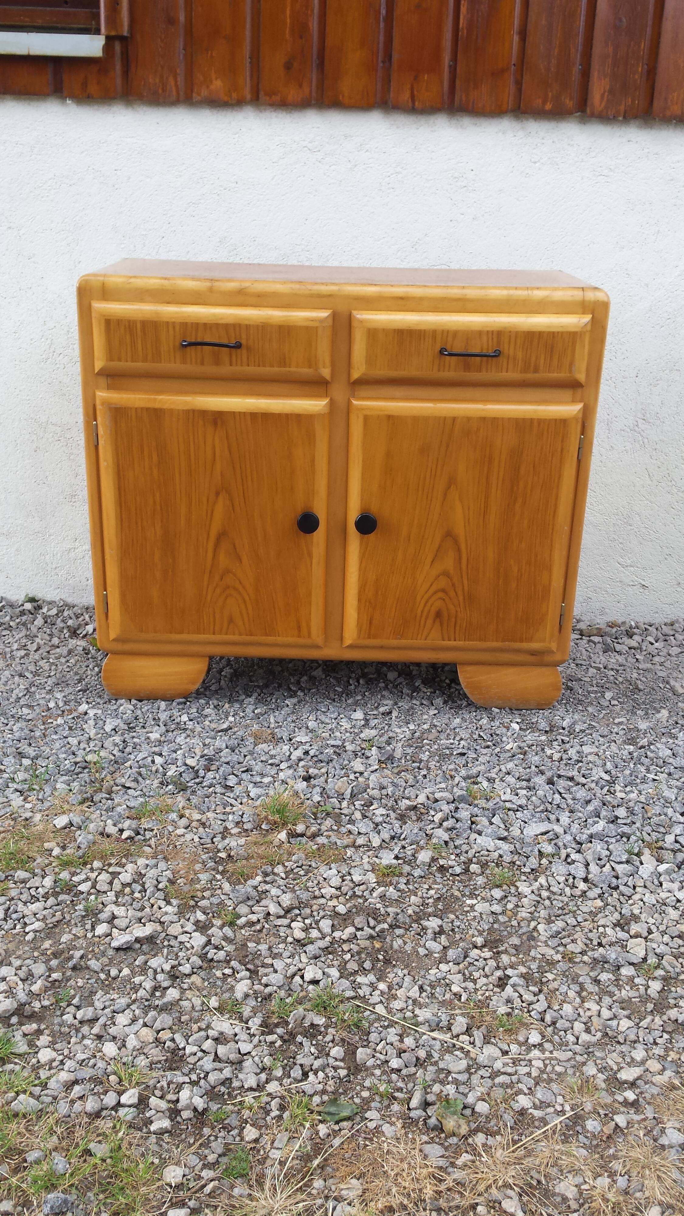 Buffet Mado, black handles