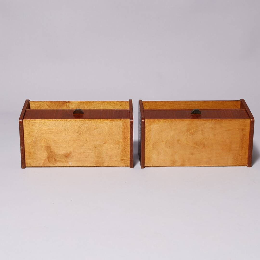 2x Danish MCM floating nightstands in teak 60s
