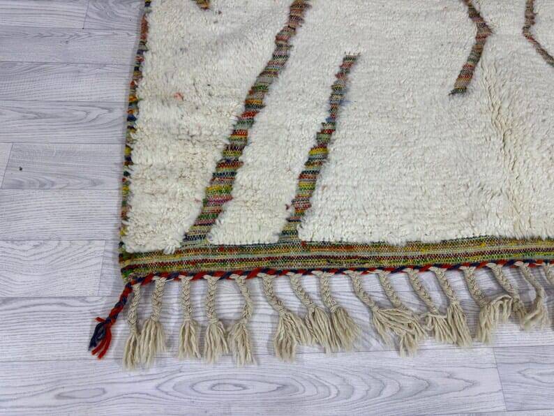 Handmade natural wool Berber rug size 150 x 250 cm