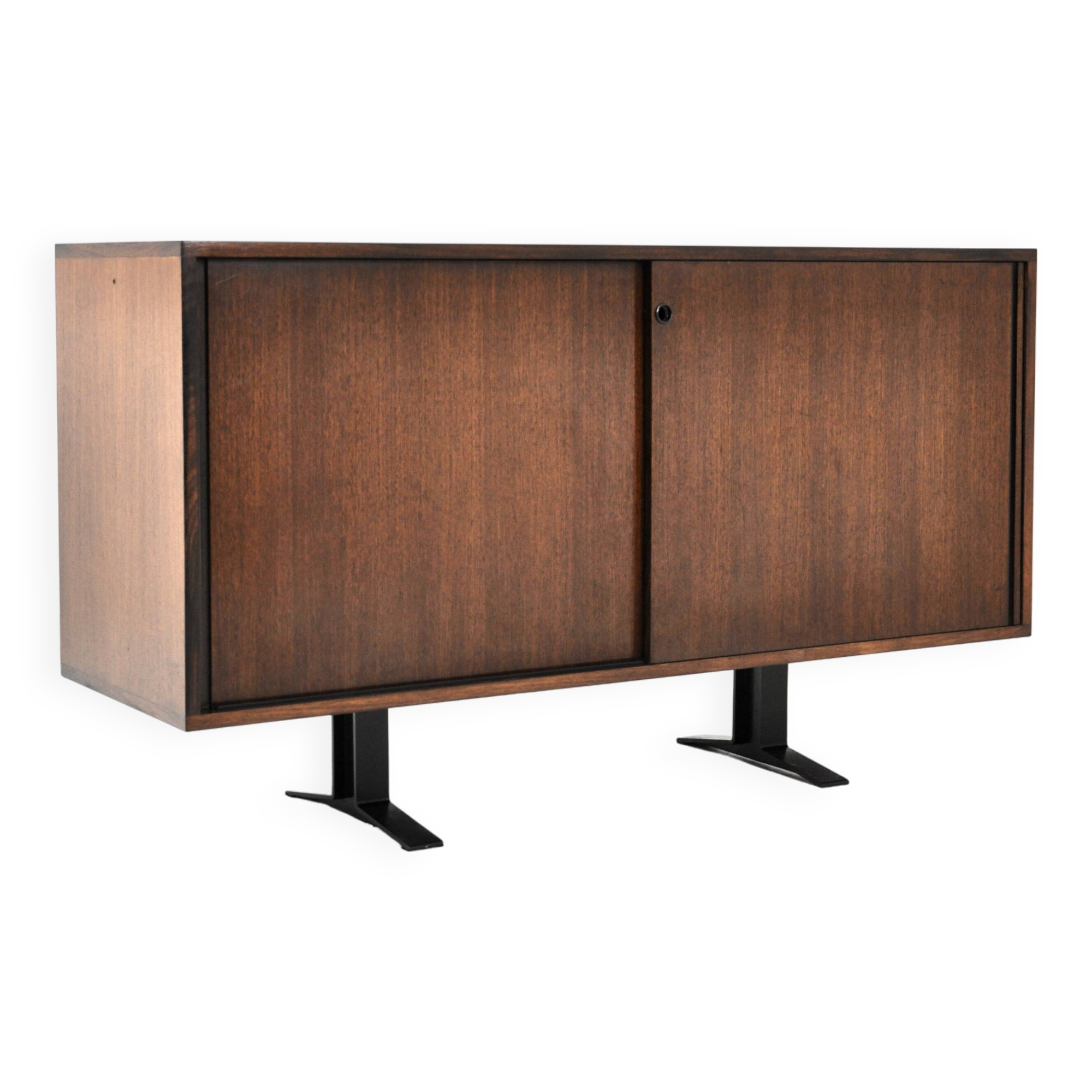 “SE3” sideboard by Osvaldo Borsani for Tecno, Italy, 1960s
