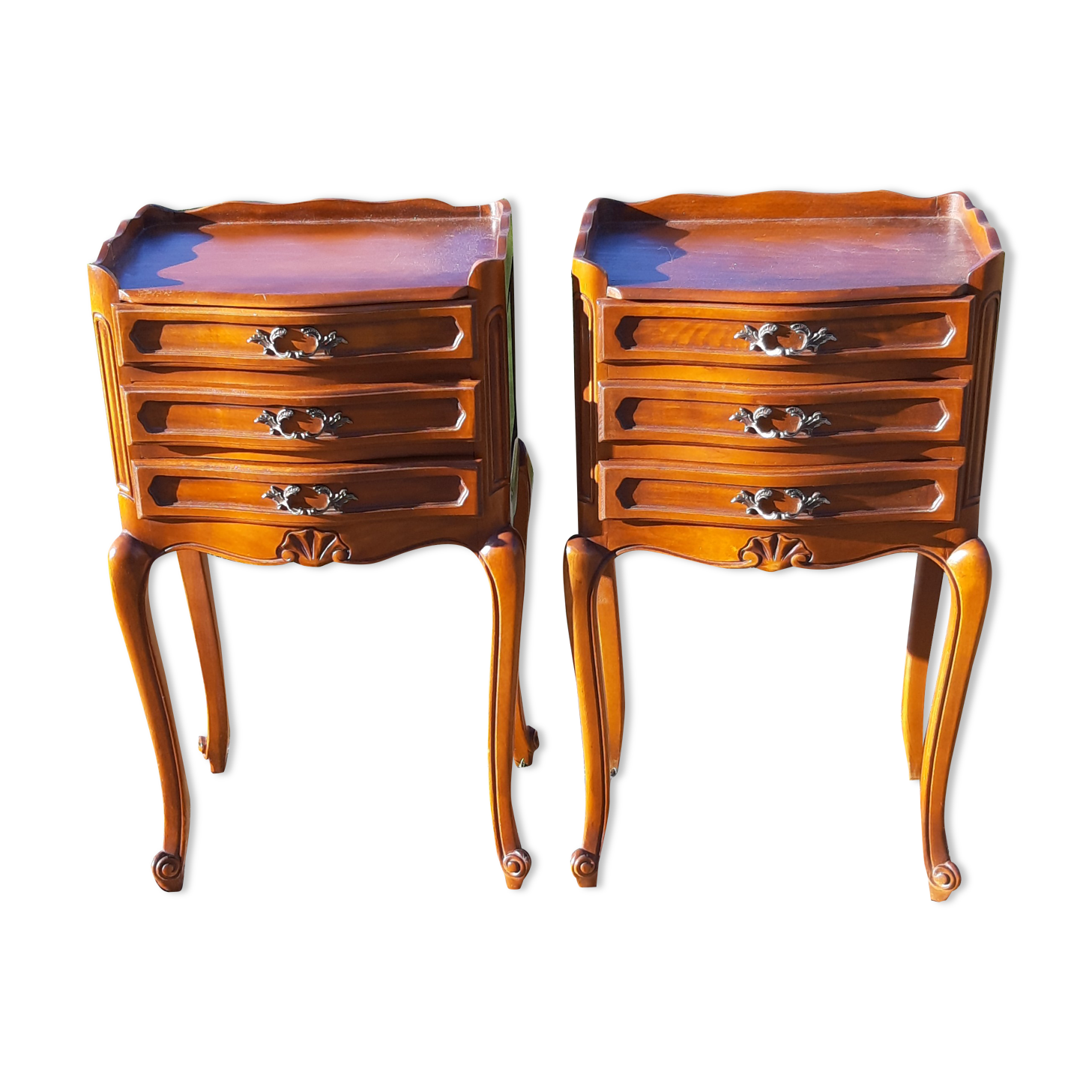 Pair of cherry bedside tables 3 drawers