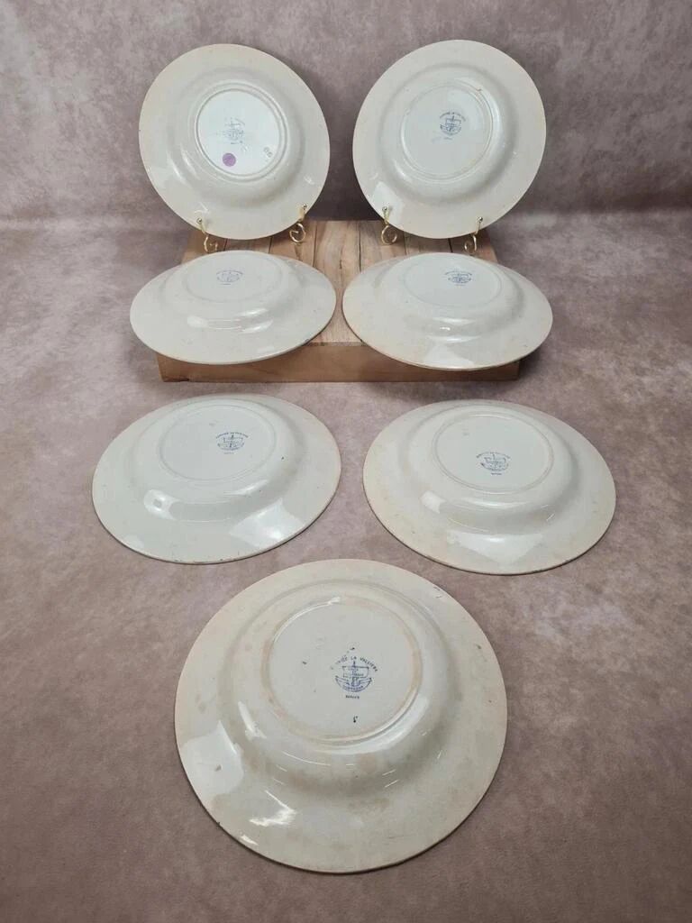 Set of 7 antique deep plates from Creil and Montereau, La Vallières service, 23 cm