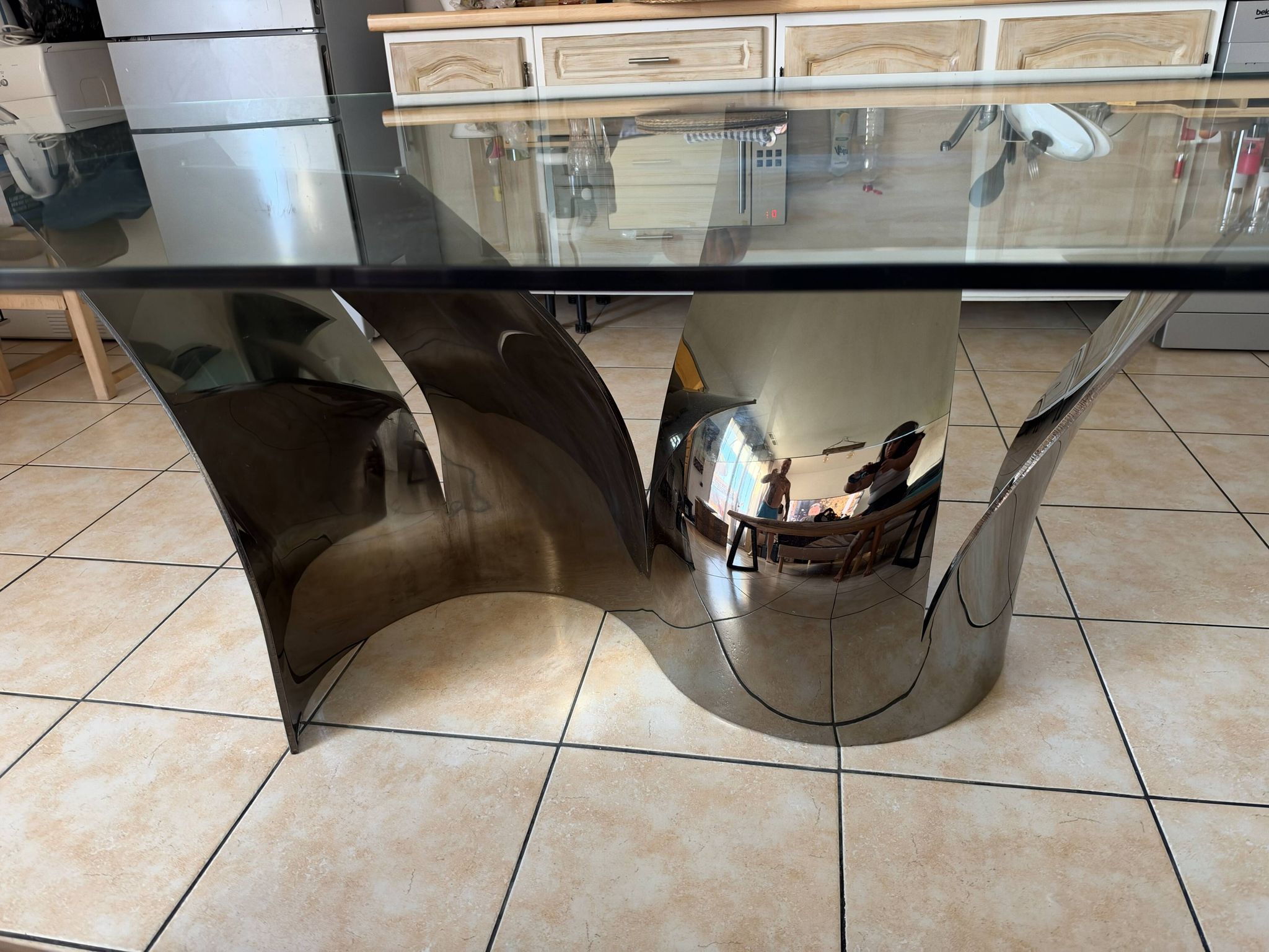 Roche Bobois sail table