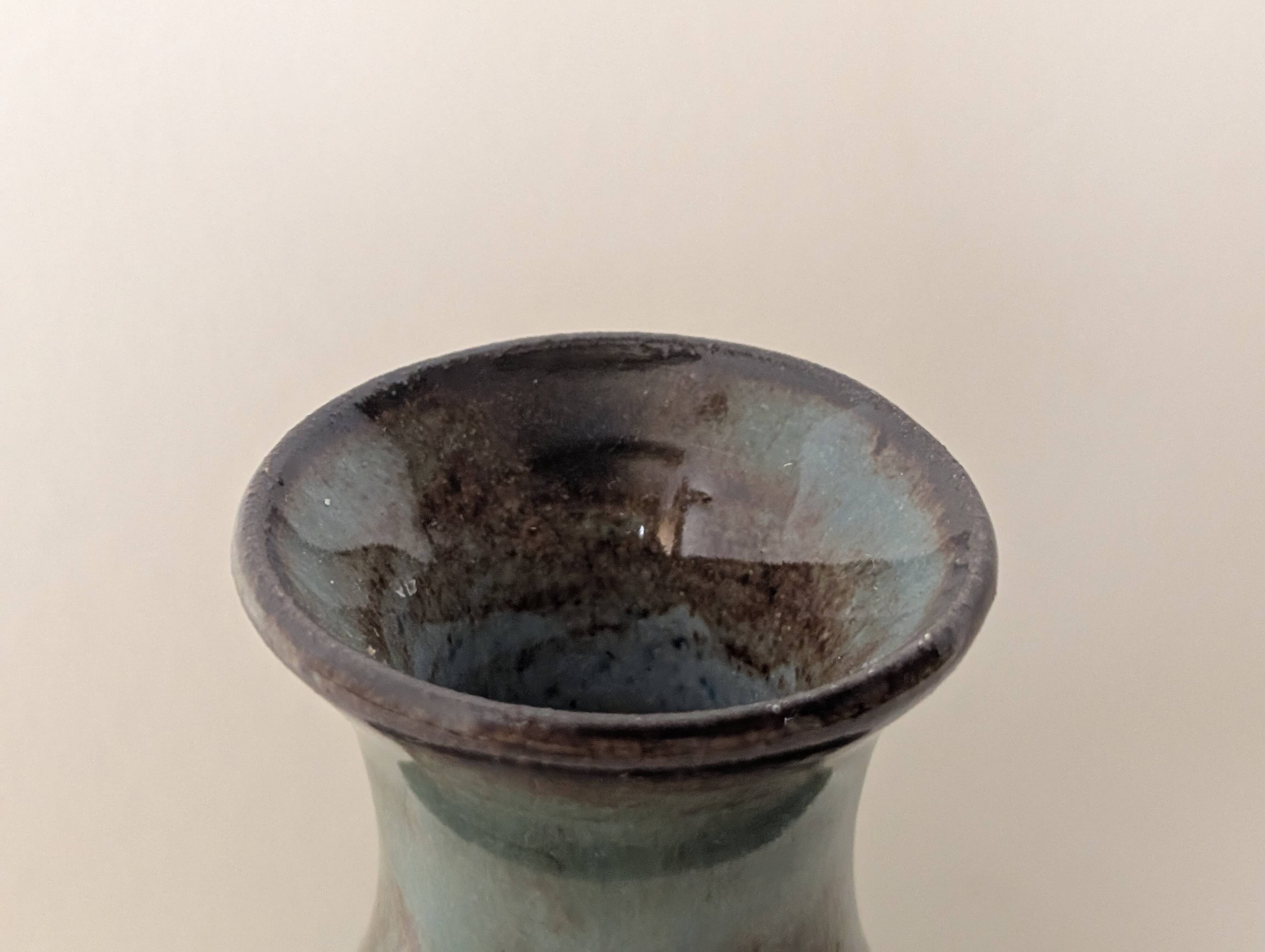 Ceramic vase