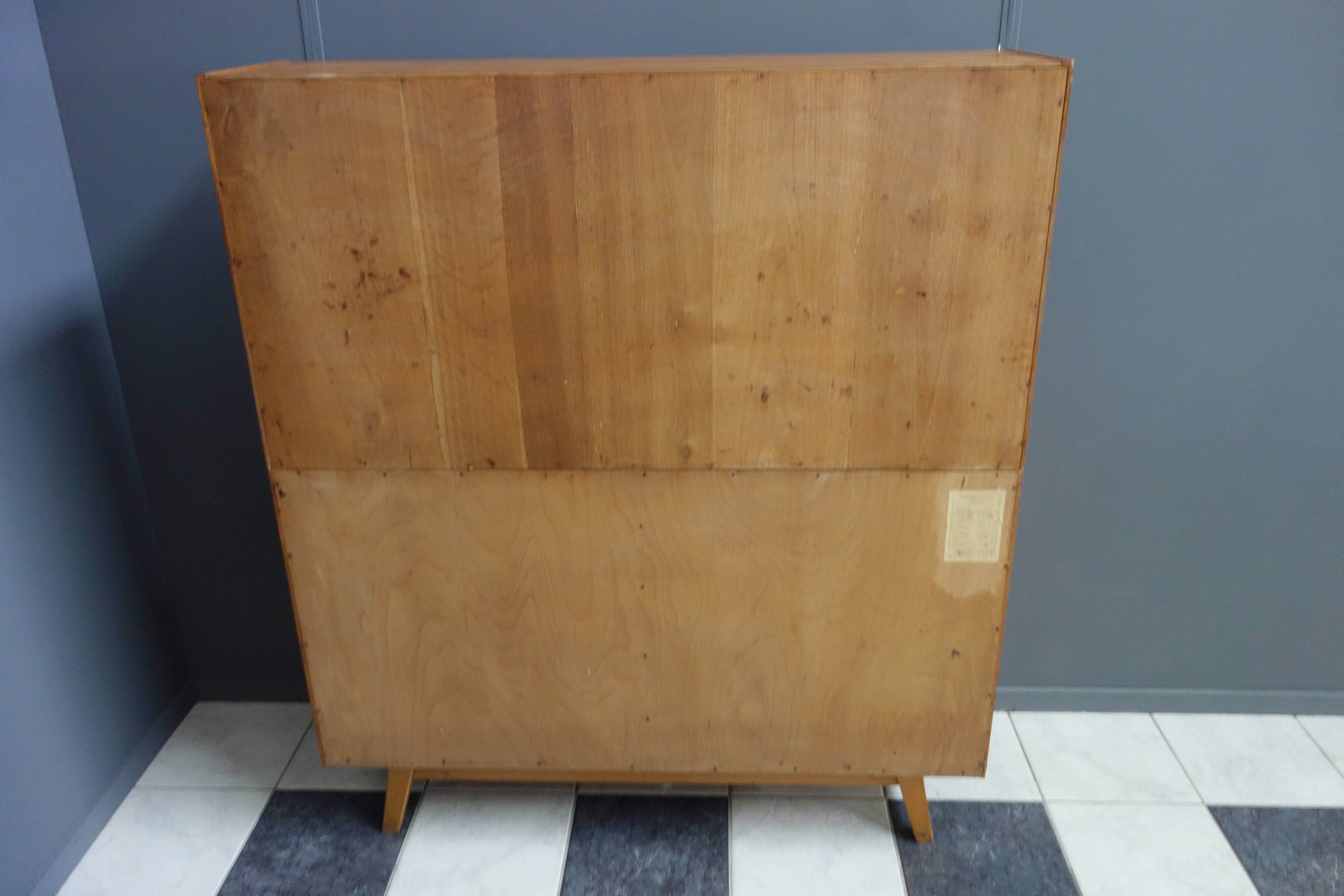 Jitona showcase cabinet by Bohumil Landsman 1960s