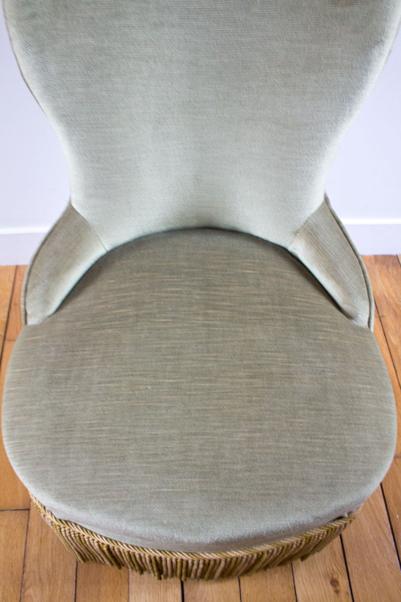 Green toad armchair