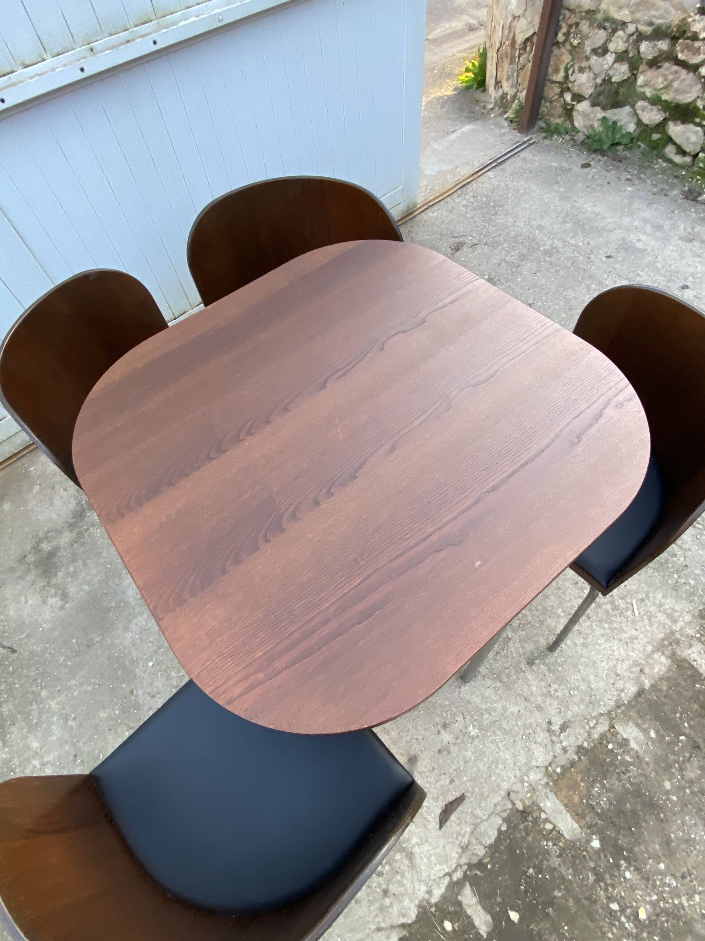 Fusion table and 4 teak chairs by Sandra Kragnert IKEA.