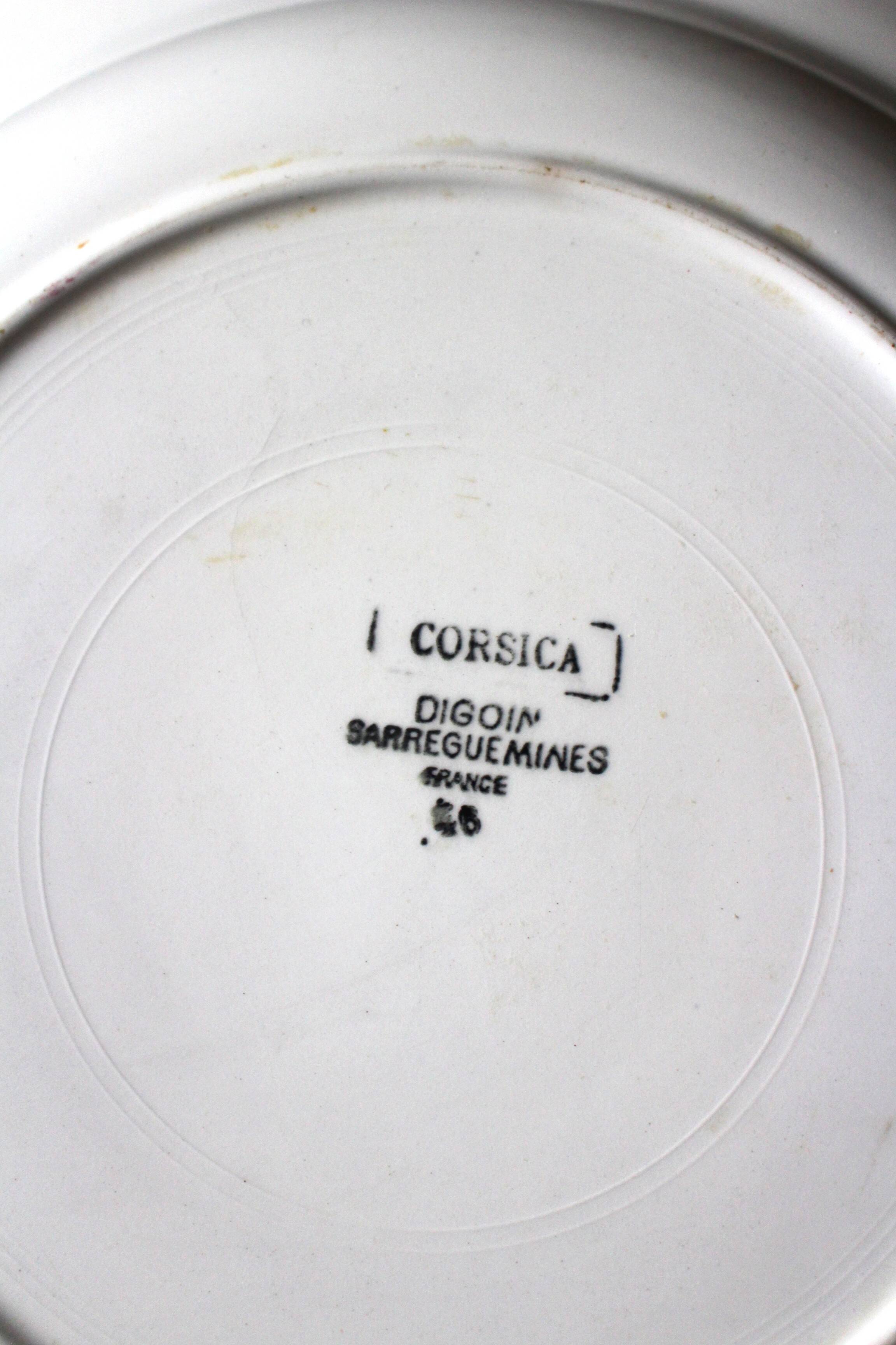 Hollow round plate Corsica Red Digoin Sarreguemines