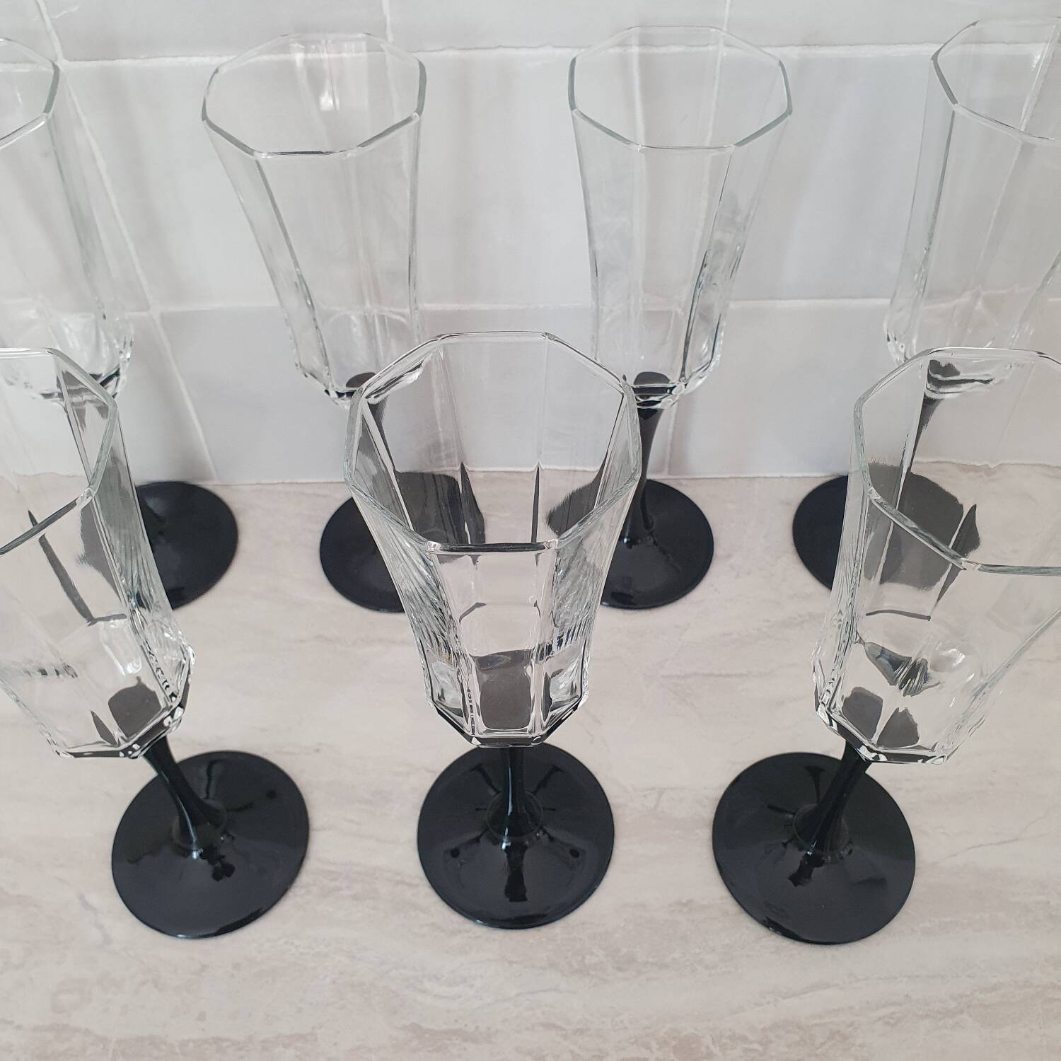 8 Octagonal Pied Noir Champagne Flutes