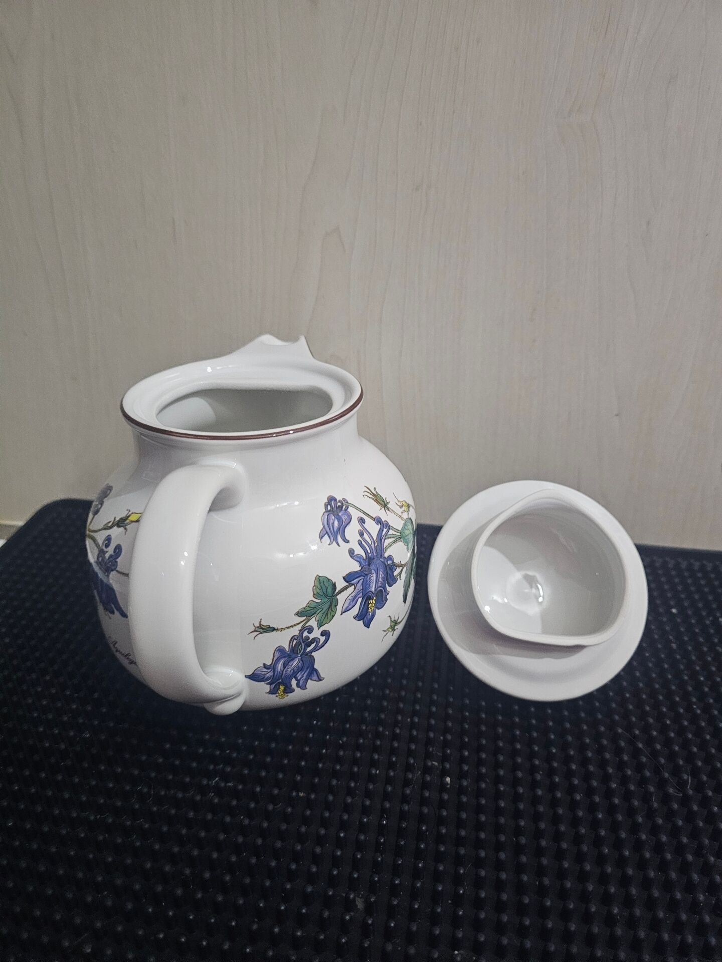Vintage Teapot Villeroy & Boch – Iconic Collection "Botanica"