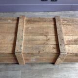 Low-body table