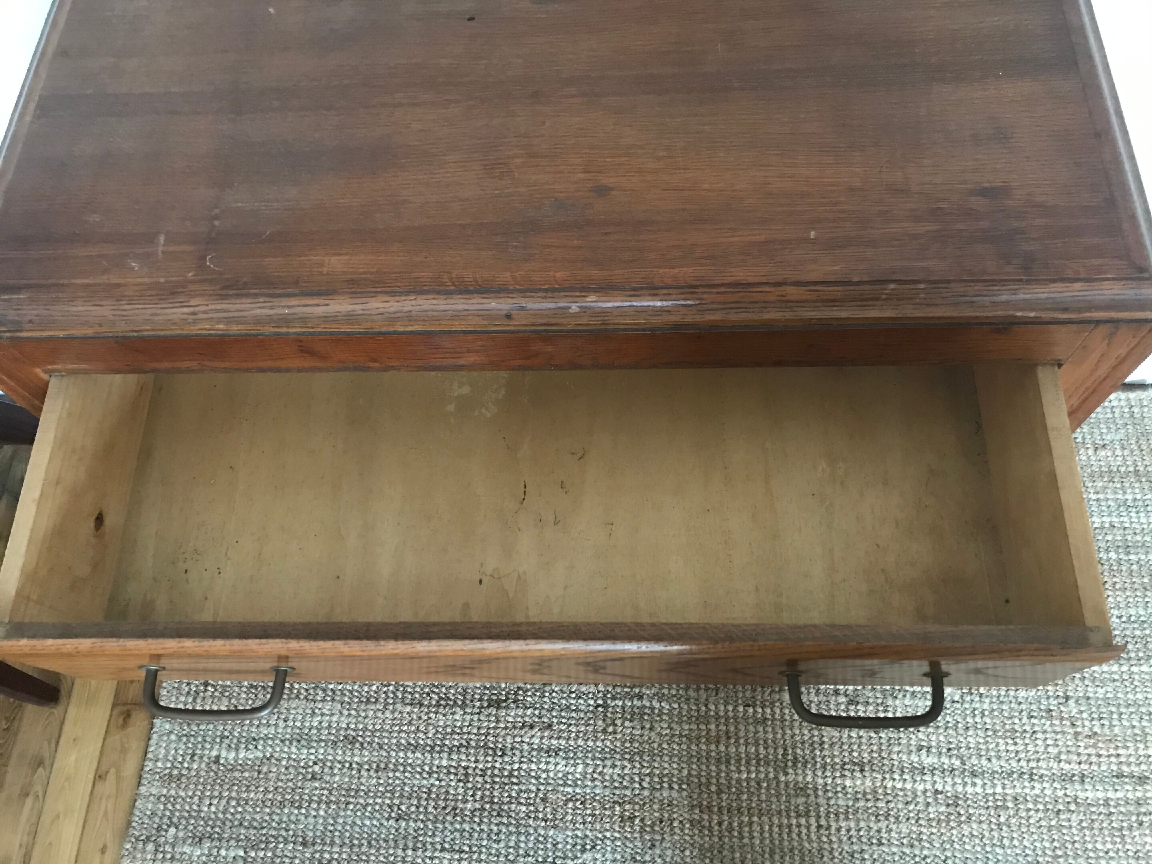 Compass feet dresser