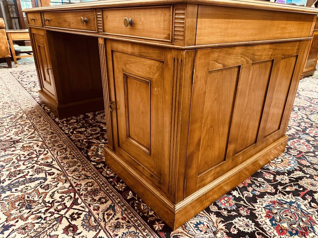 Bureau classique anglais Partnerdesk