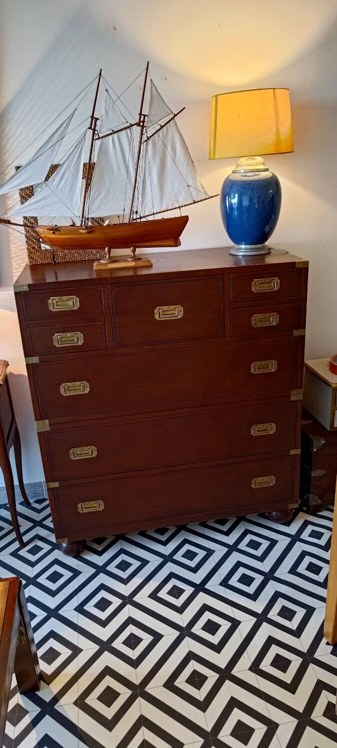Marine chest of drawers