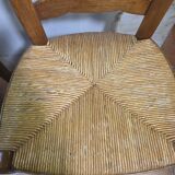 4 rustic farmhouse chairs made of wood and straw