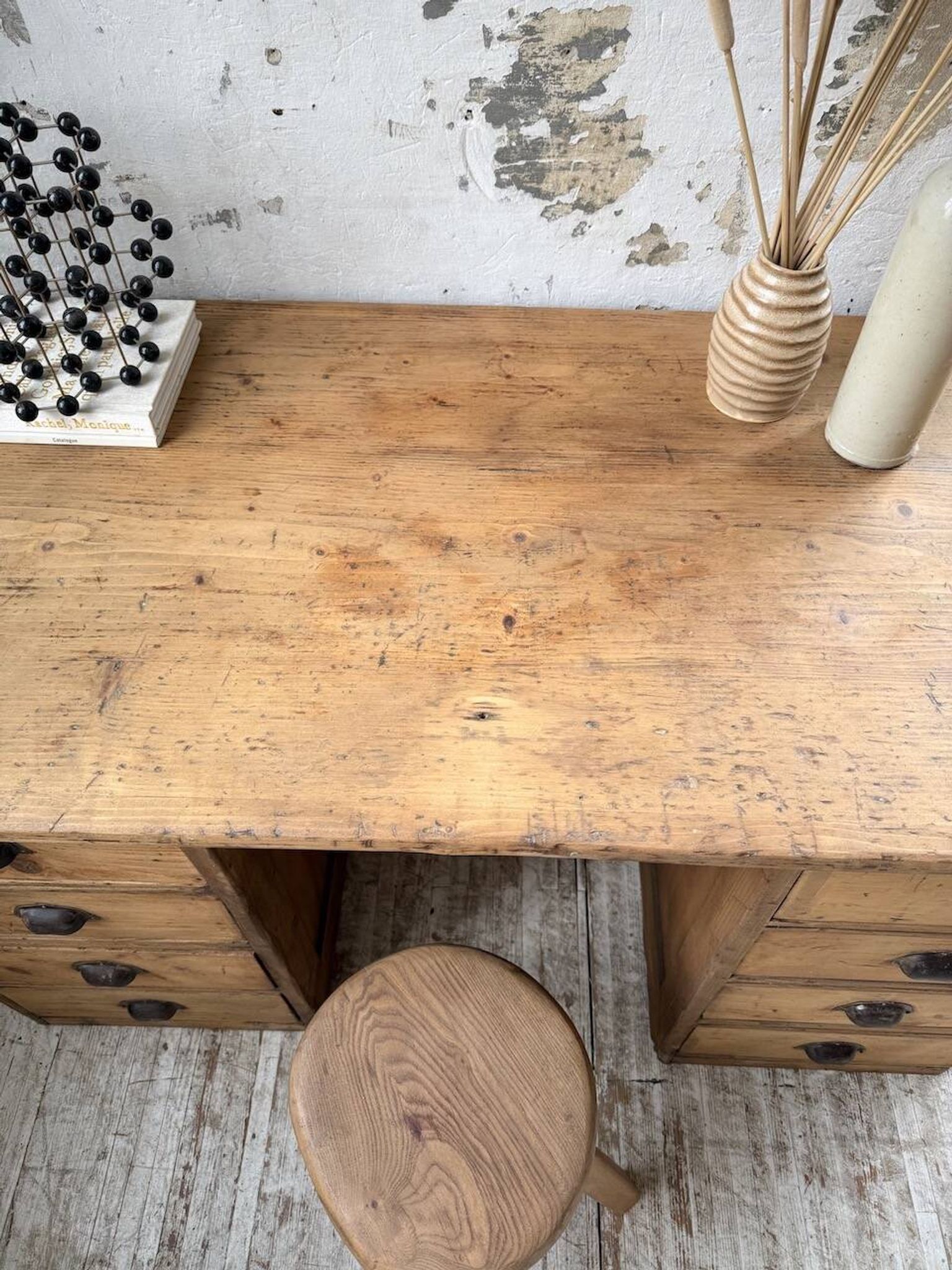 Bureau pin meuble atelier 1950