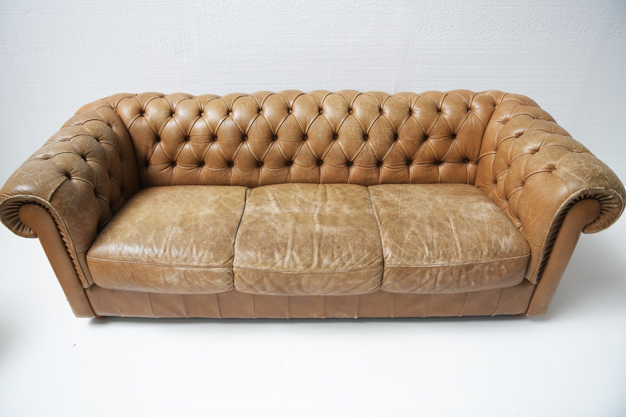 Vintage leather Chesterfield set 1991 by Natuzzi - Italy