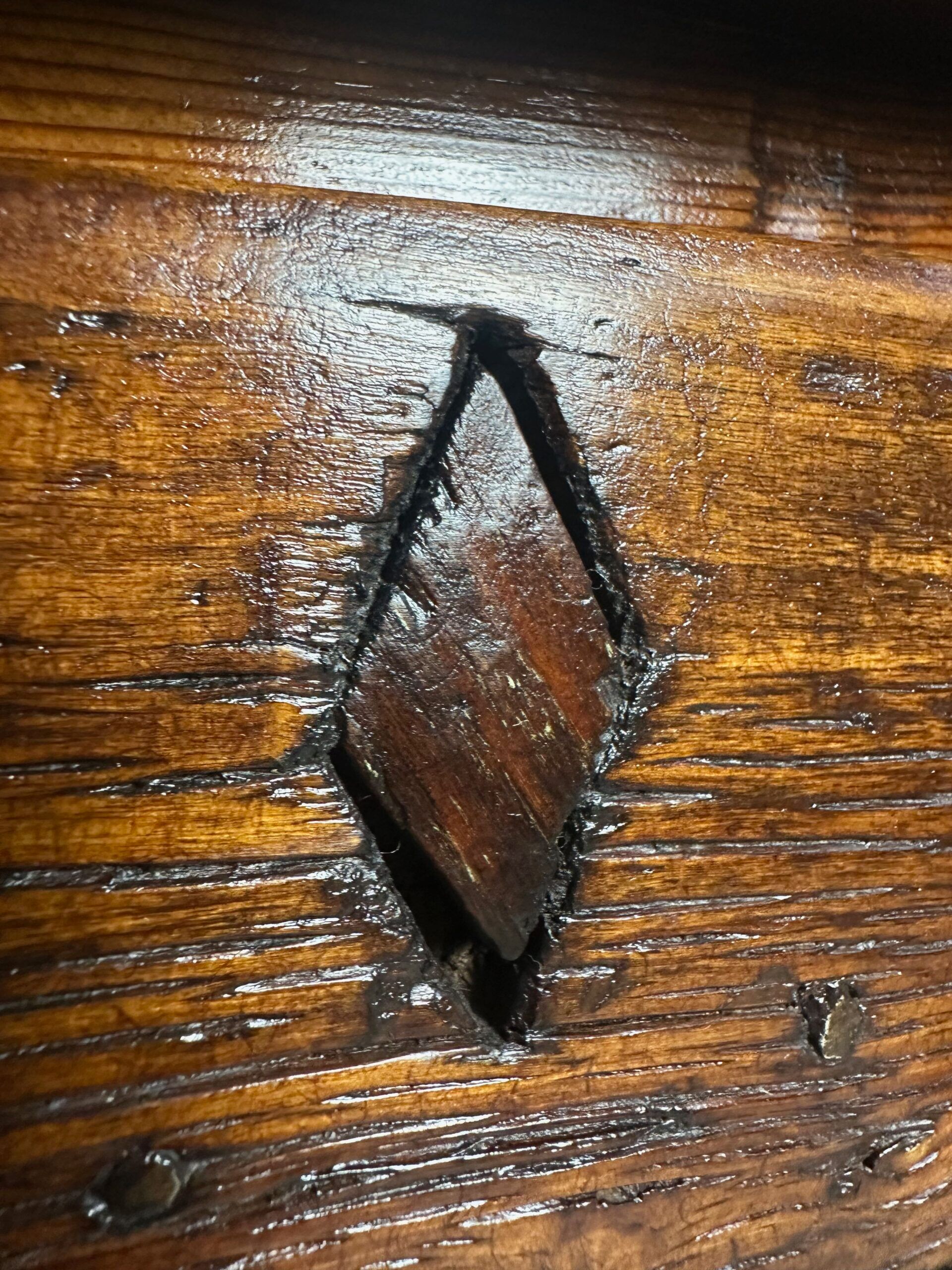Table d'appoint coloniale espagnole antique