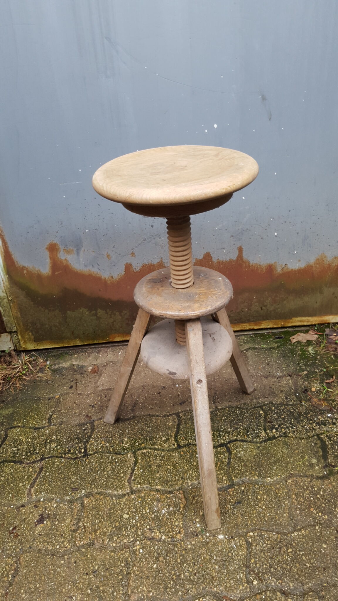 Watchmaker's stool