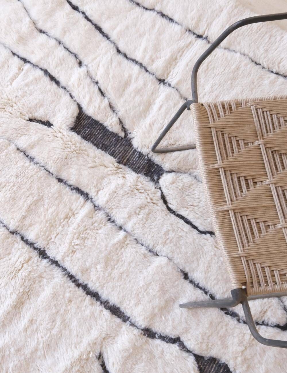 Beni M'Rirt White and Black Rug - 211 x 153 cm